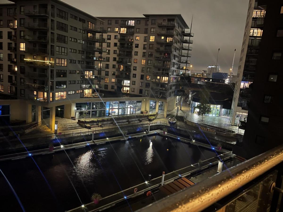 Deluxe City Apt, Beautiful River View,Free Parking No Balcony Leeds  Exterior foto